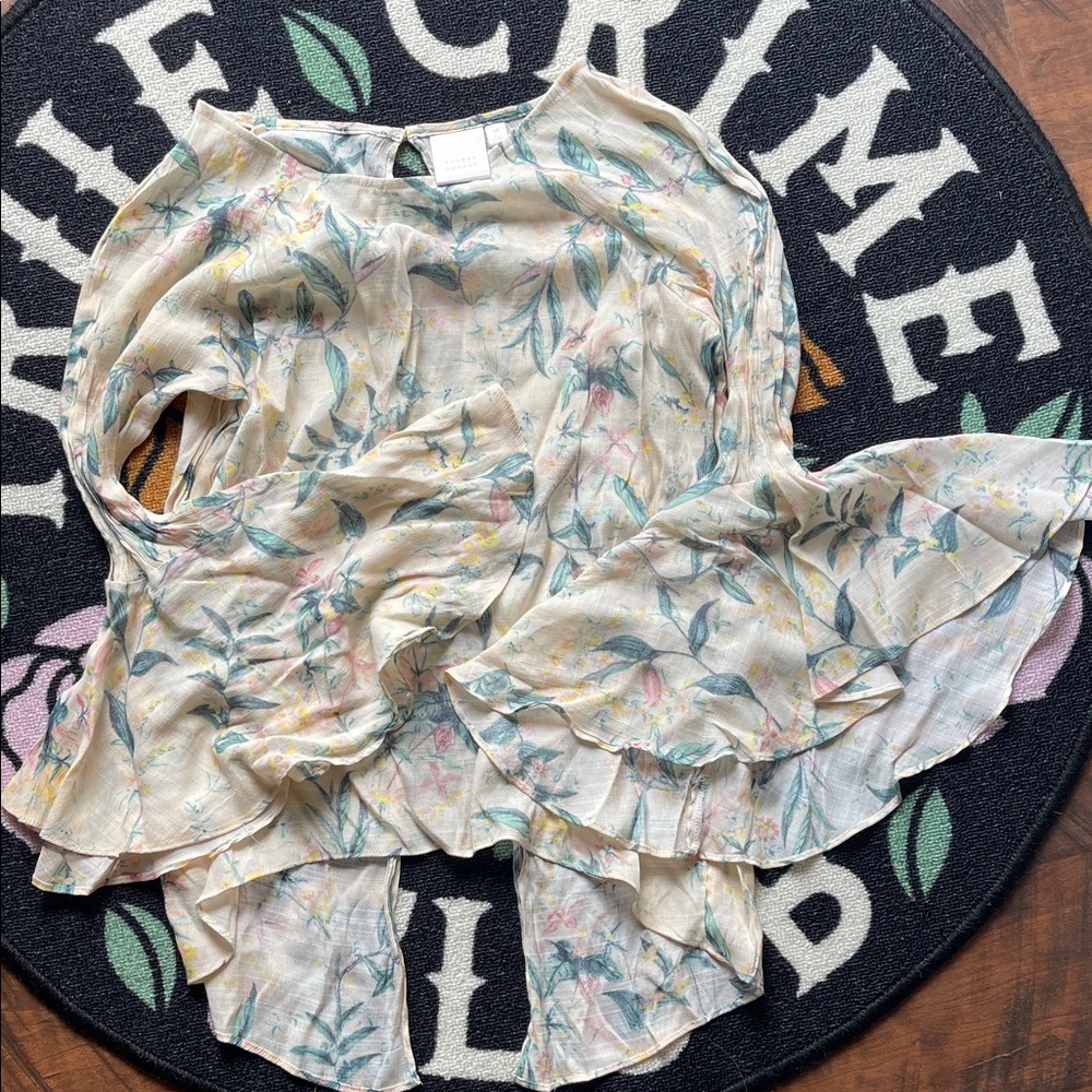 Lauren Conrad Floral Ruffle Women's Top size M